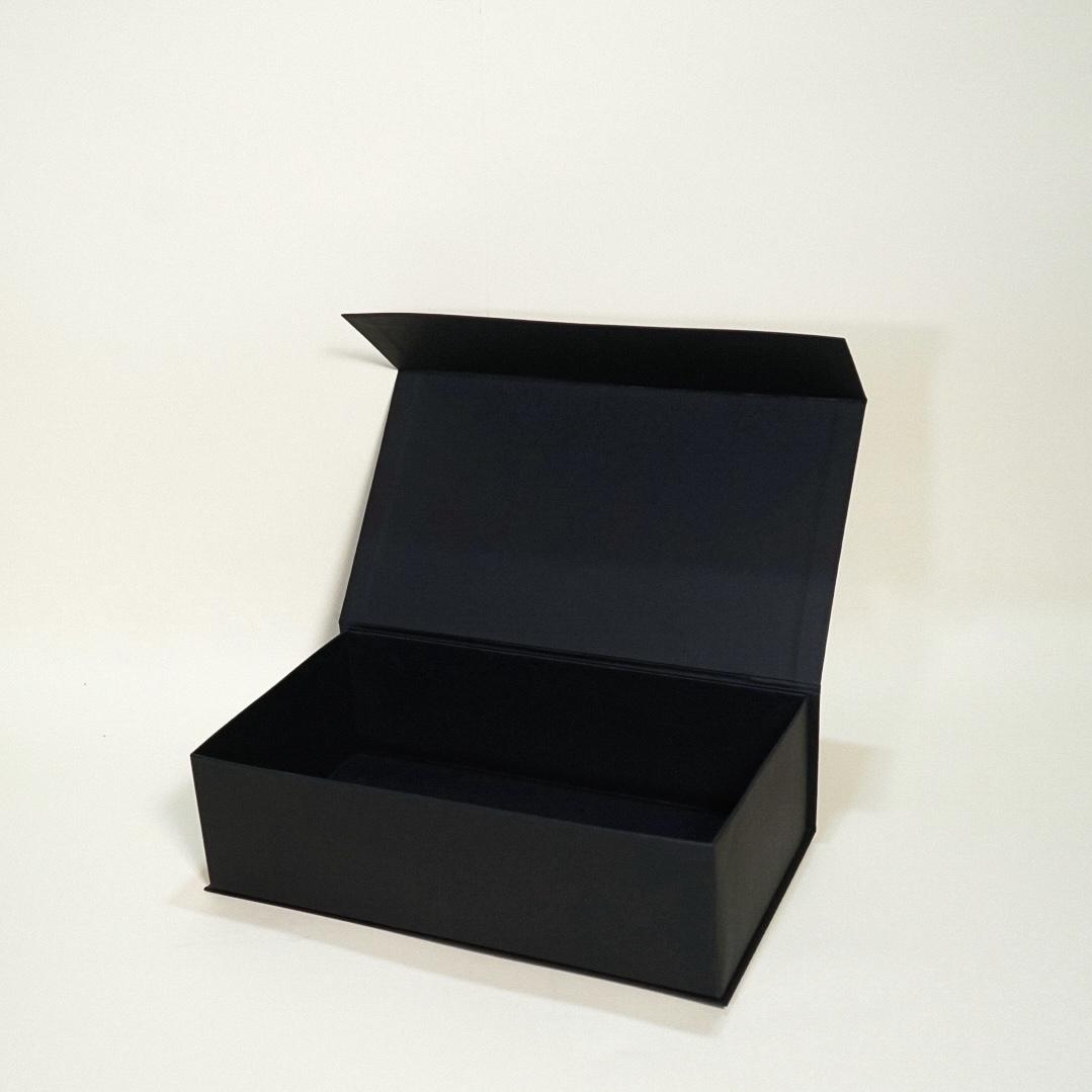 Caja premium 35x20x10 con iman magnetico 1
